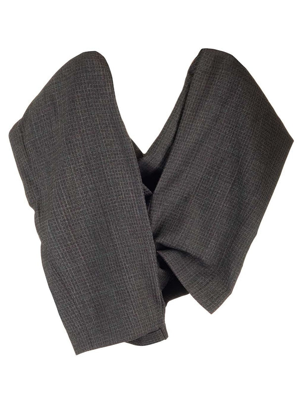 剪裁羊毛裤装上衣