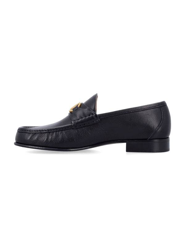 V Logo Signature Leather Loafers