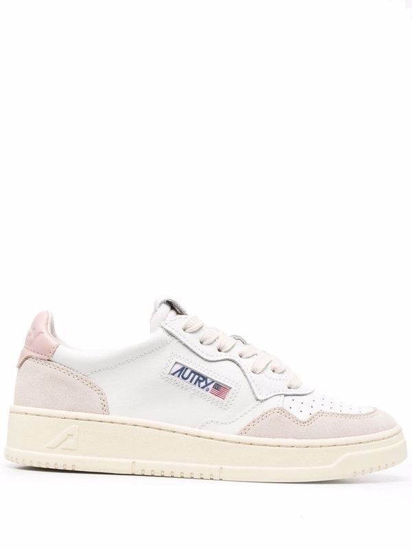 Medalist Lowtop Sneakers
