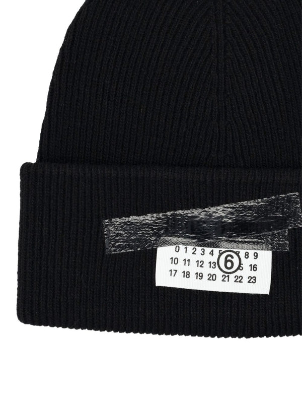 Mm6 Maison Margiela Black Beanies