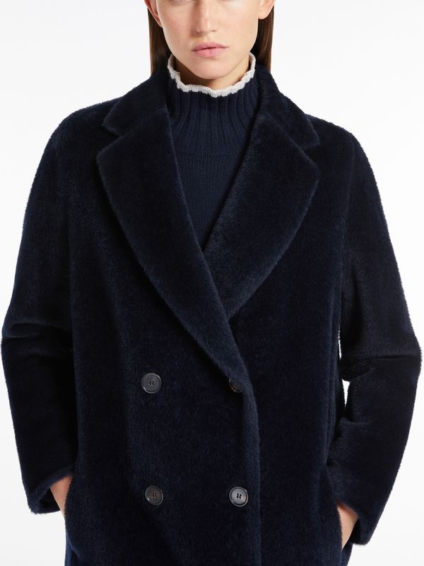 Roseto Shearling Coat