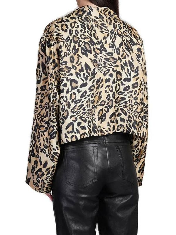 Vally Animal
  Printing Cropped Shirt