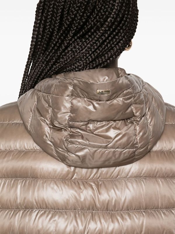 Drawstring
  Quilted Hooded Padding