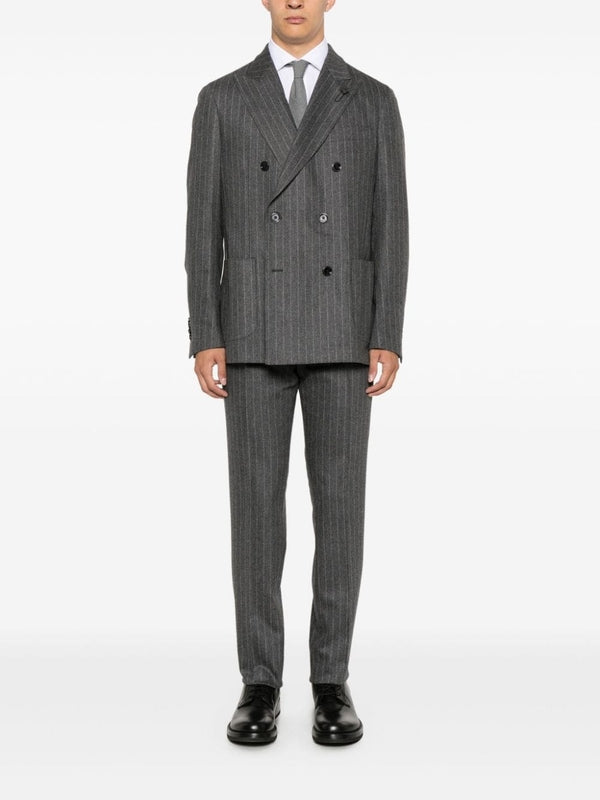 Boutonniere Stripe Double
  Setup Suit