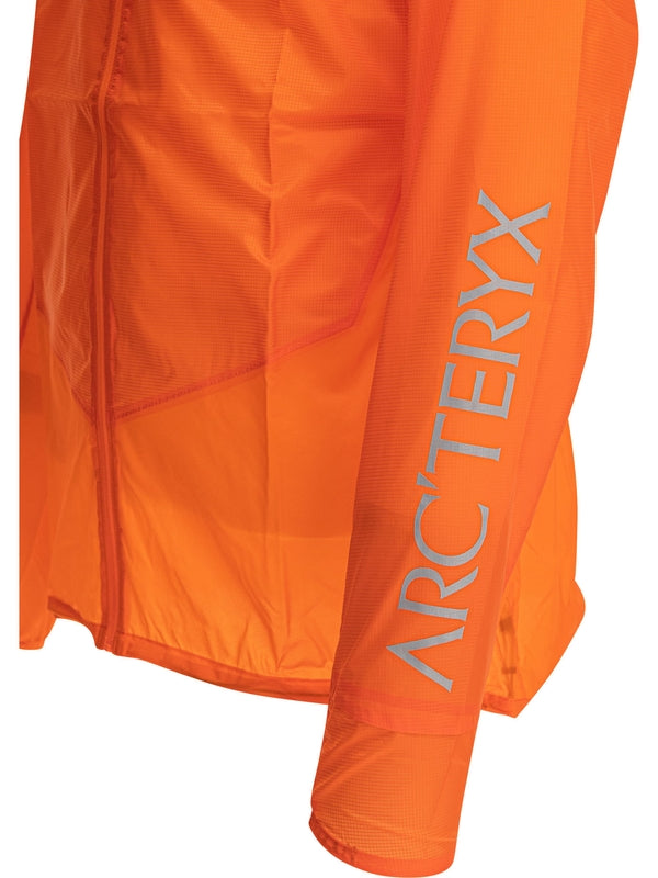 Norvan Logo Nylon Wind Breaker Jacket