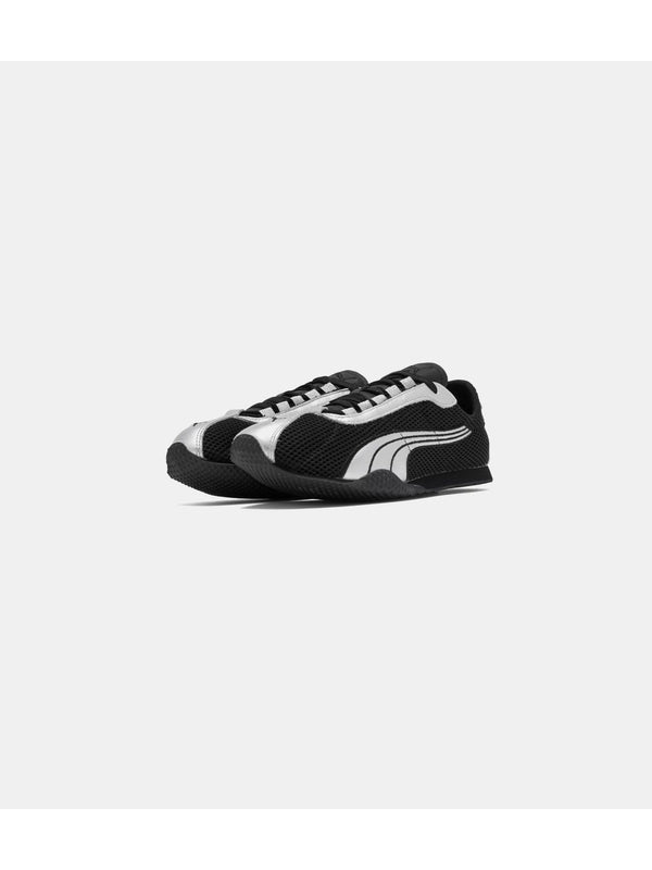 Puma Black Low Top Sneakers