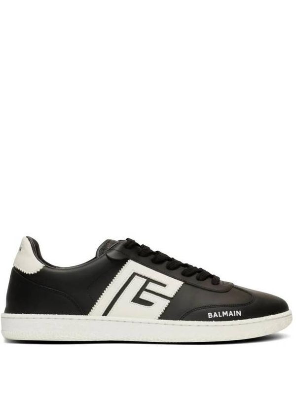 Swan Logo Low Top Sneakers