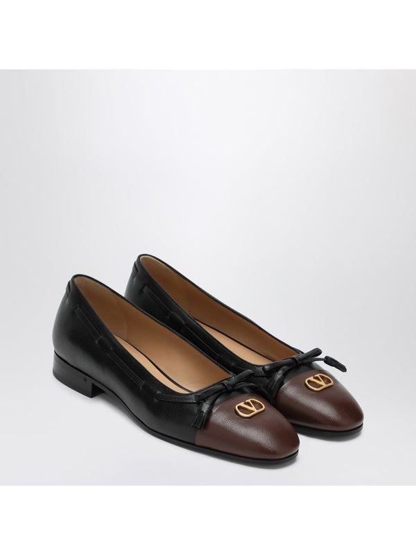 Valet De Roi Leather Flat Shoes