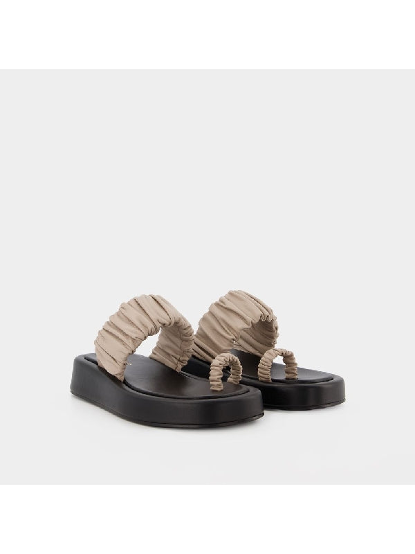 Amor Platform Sandal