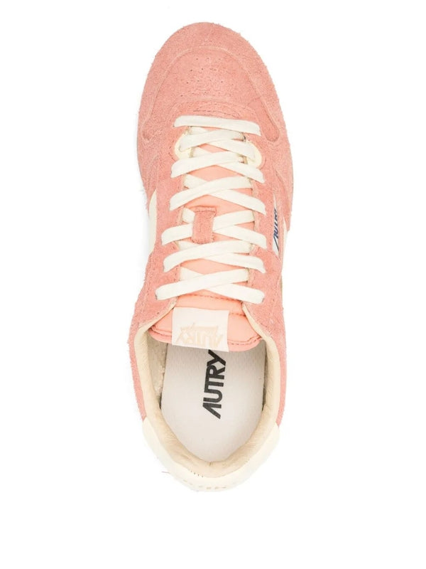 Windspin Low Top Sneakers