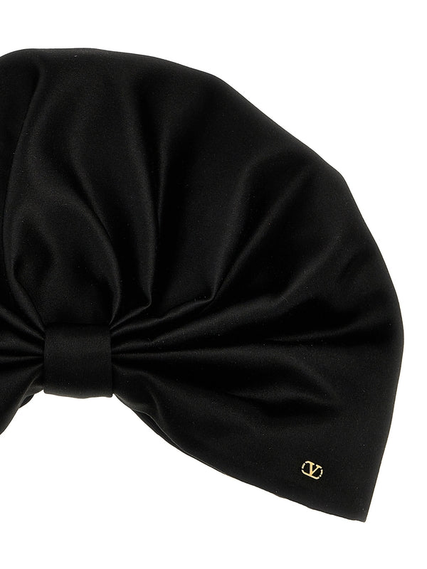 V Logo
  Embellished Silk Turban