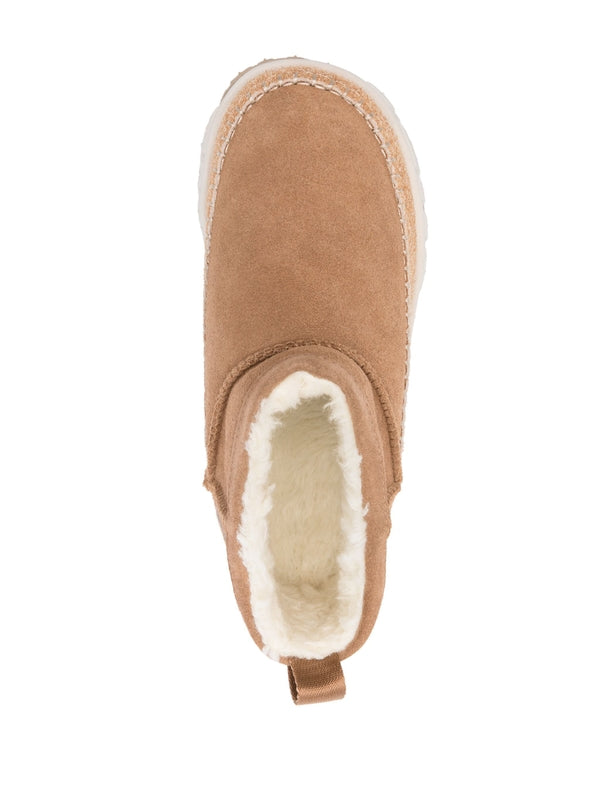 Venture Days Ultra Mini Ugg Boots