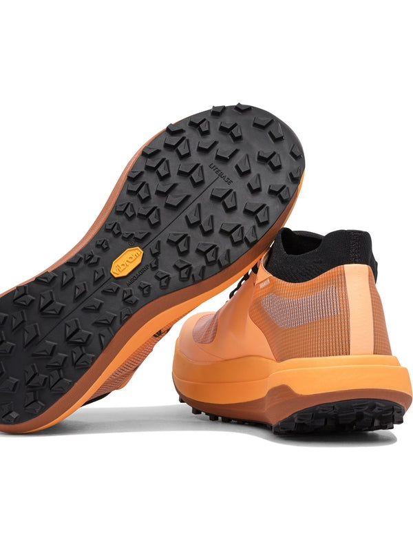 Sylan Low Top Sneakers