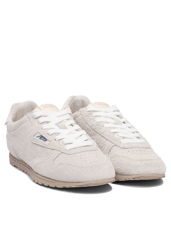 Windspin Suede Low-top Sneakers