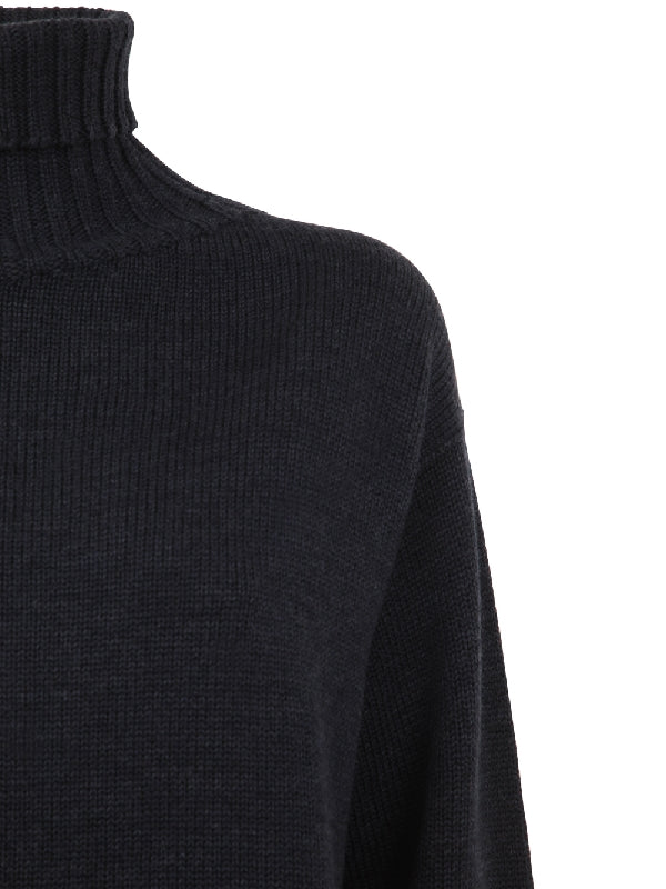 Wool Turtleneck Knit