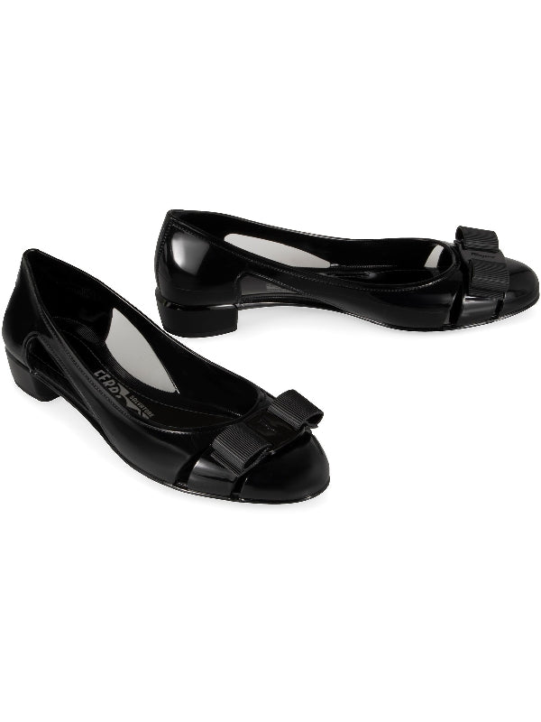Vara Bow Cutout Flat Shoes