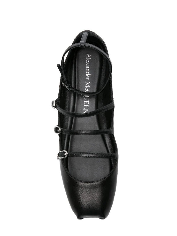 Alexander McQueen Flat shoes Black Flat Shoes