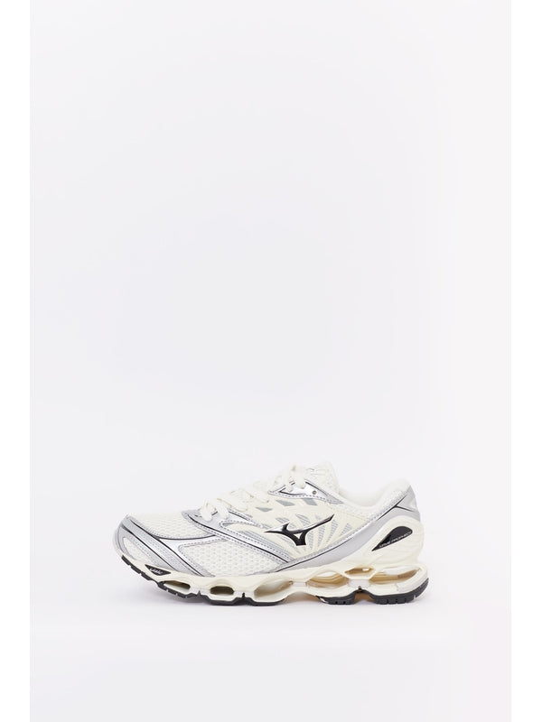 Mizuno White Low Top Sneakers