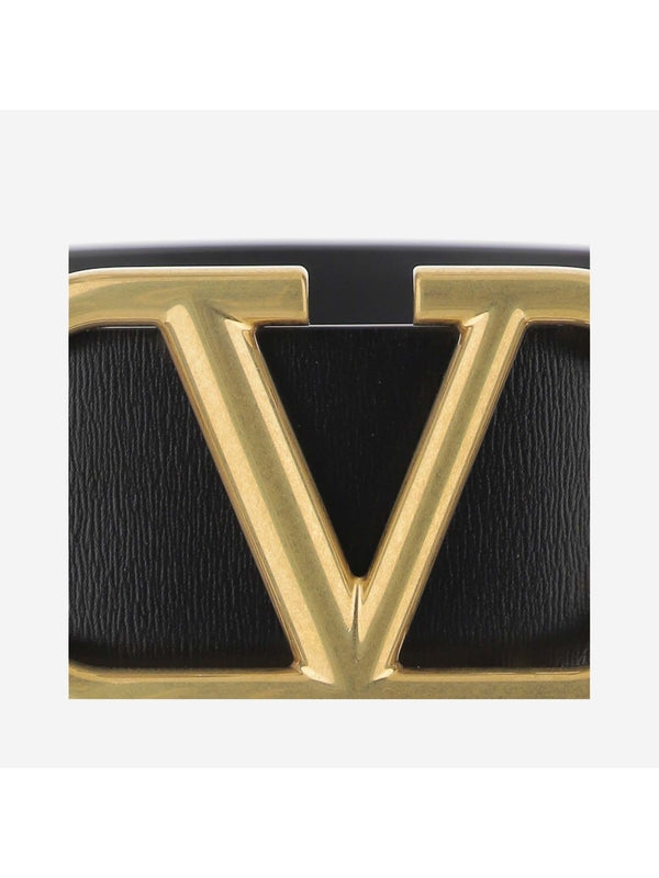 V Logo Leather Belt