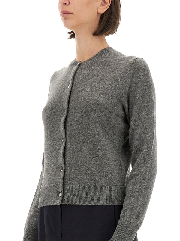 灰色羊绒圆领开衫