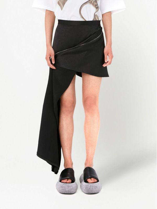 Zipper Detail Asymmetric Skirt