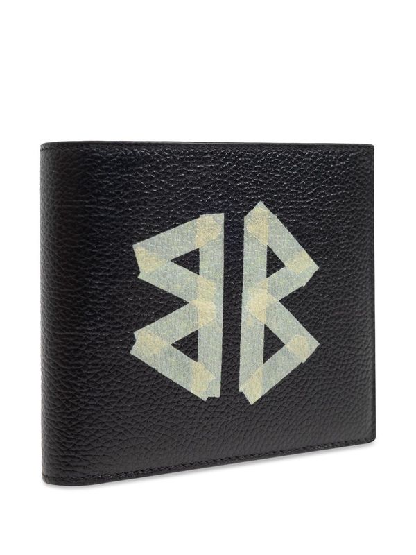 Tape Type Logo
  Leather Bi-Fold Wallet