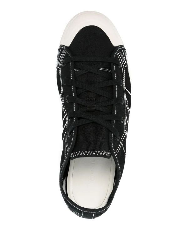 Nizza Low-Top Sneakers
