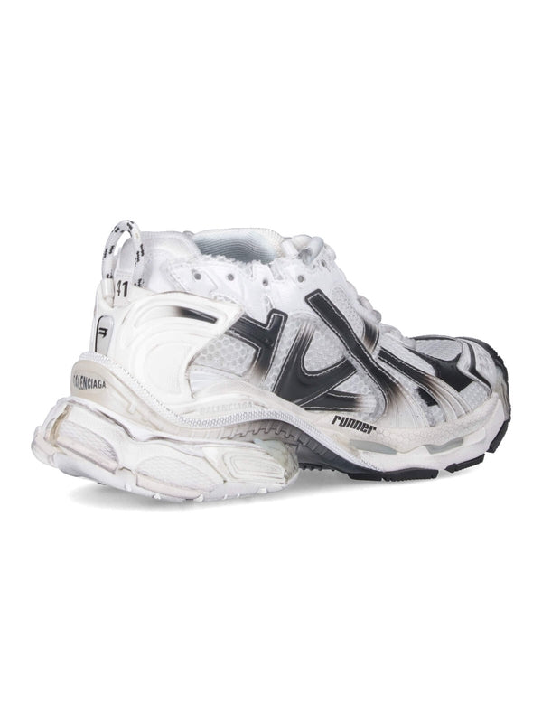 Runner Low-Top Sneakers