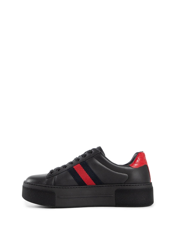 Ace Leather Lowtop Sneakers