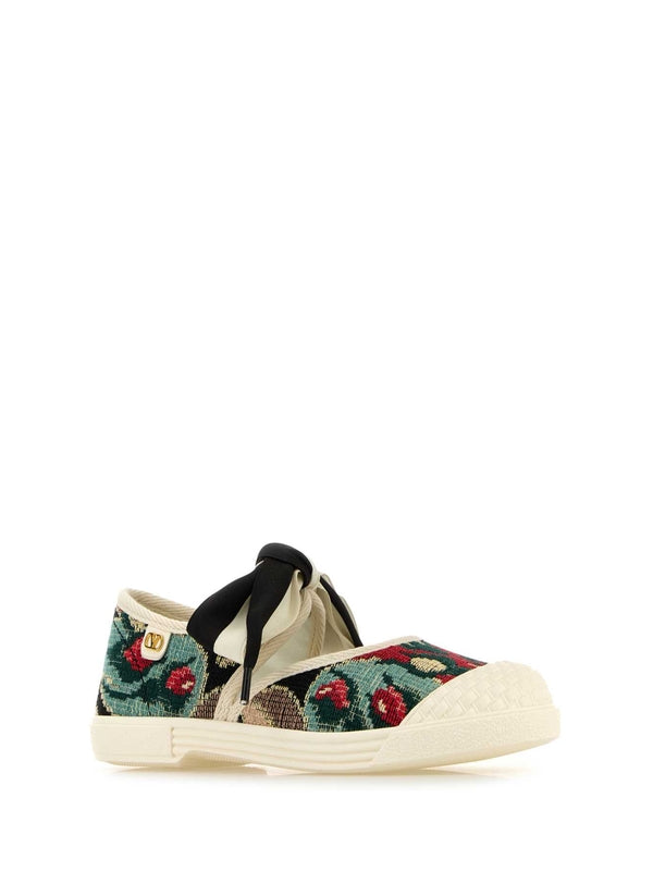 Bay By Bay Flower Embroidered Sneakers