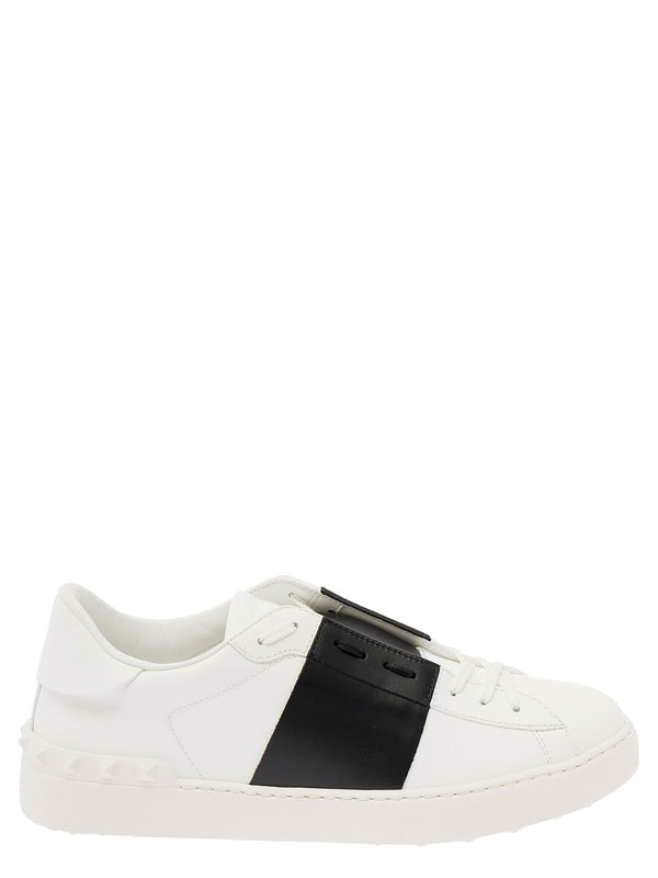 Rockstud Leather Low Top Sneakers