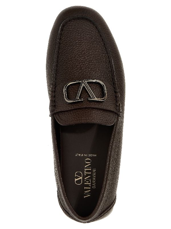 V Logo Buckle Leather Driving Shoes