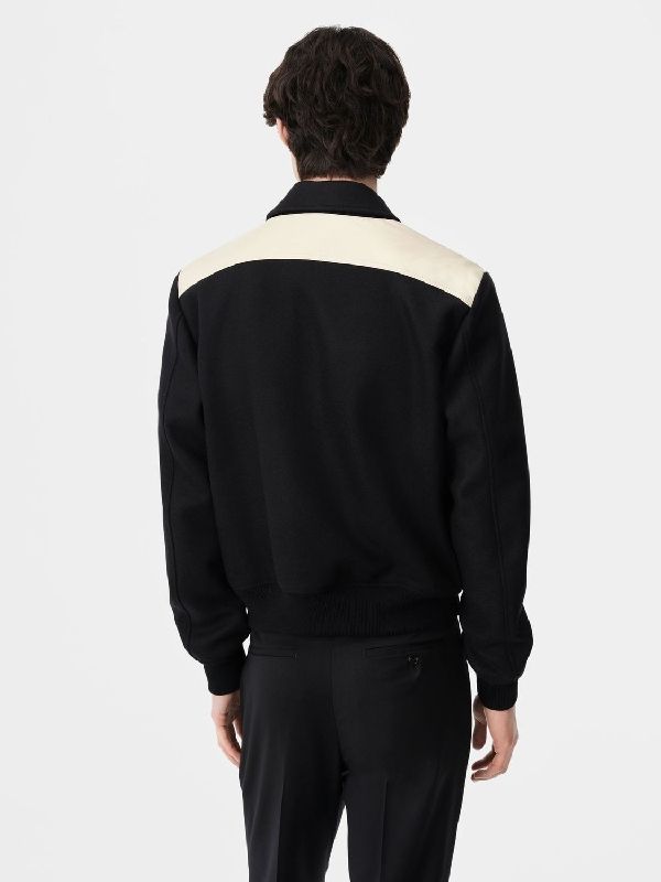 モノグラム刺繍ボンバー