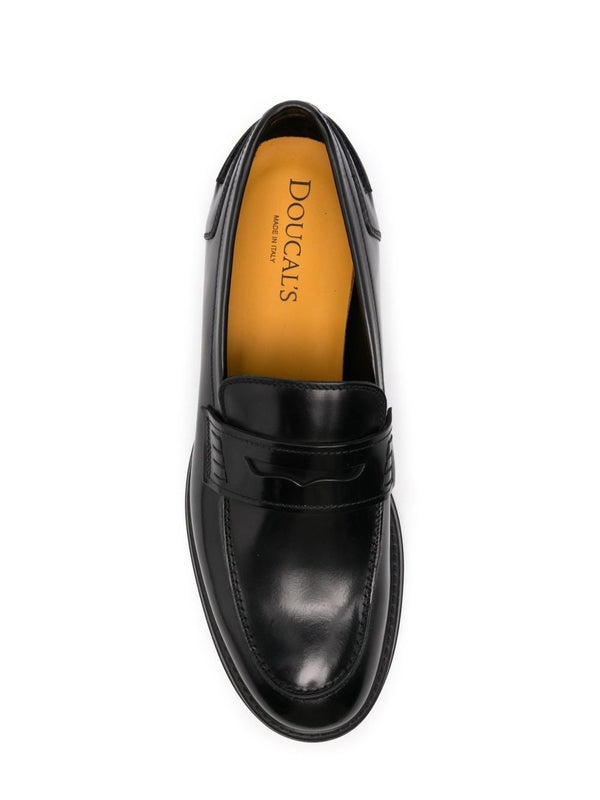 Doucal'S Black Loafers
