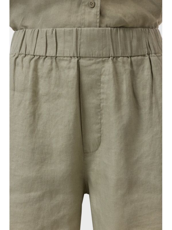 Green Linen Banded Shorts
