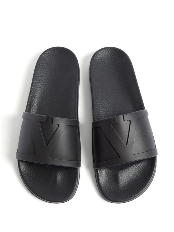 V Logo Rubber
  Slide