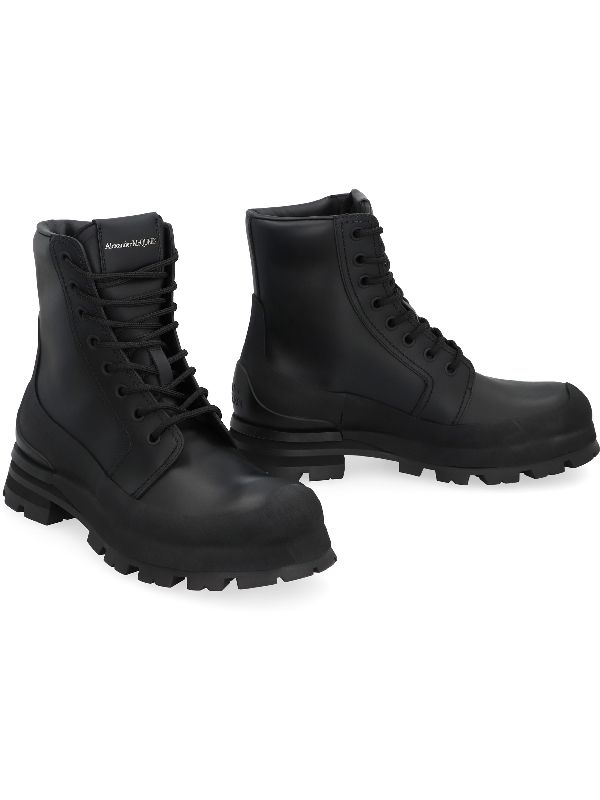 Wonder Calfskin Lace-Up Boots