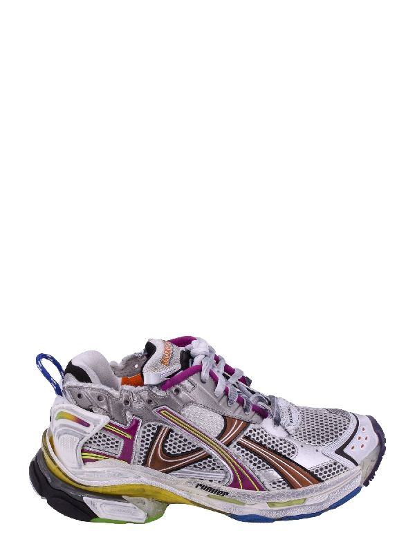 Runner Logo Mesh Sneakers