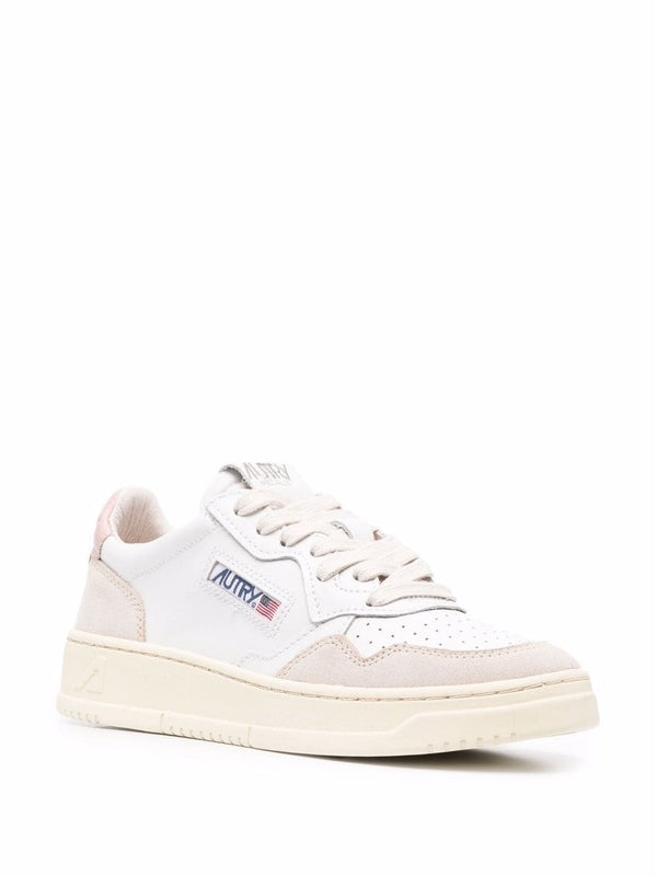 Medalist Low-Top Sneakers